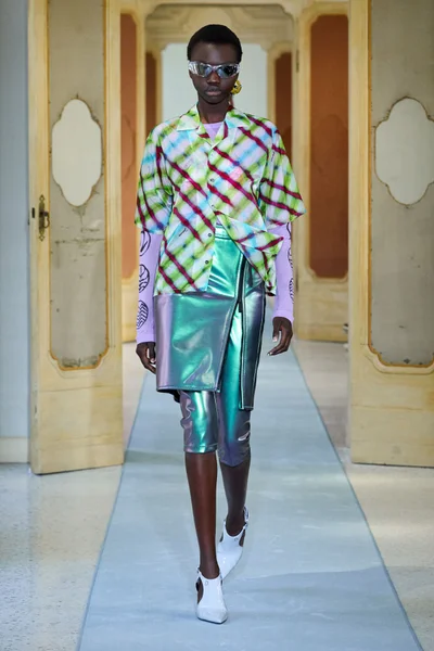 Look 23